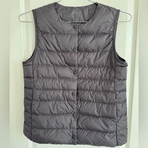Muji Women's Charcoal Puffer Vest
